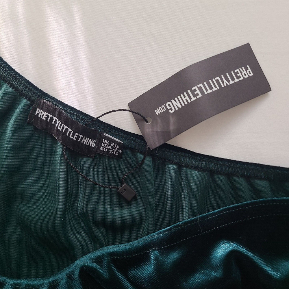 NWT Pretty Little Things One Shoulder Velvet Bodysuit Emerald Green Size 24 - Picture 4 of 10